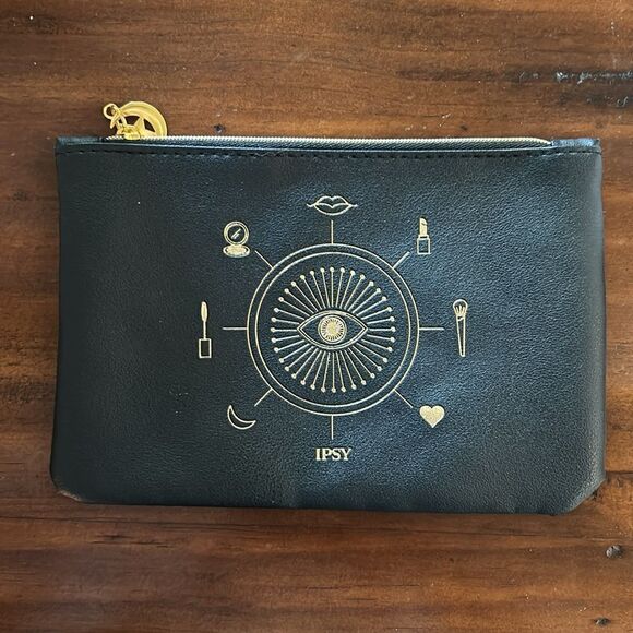 MAC Silk Mittens HAND CREAM : COCONUT 30 ML & Strobe Pinklite &  Ipsy bag new - Picture 7 of 14